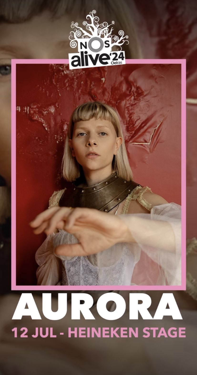 Aurora leva multidão ao Lolla e deixa de fora hit de Deus Salve o Rei -  25/03/2018 - UOL Entretenimento