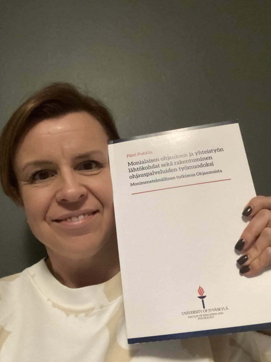 Tänään tuli mieluisaa postia, eli painettu väitöskirjani! Sähköisesti se on luettavissa täältä: jyx.jyu.fi/handle/1234567…