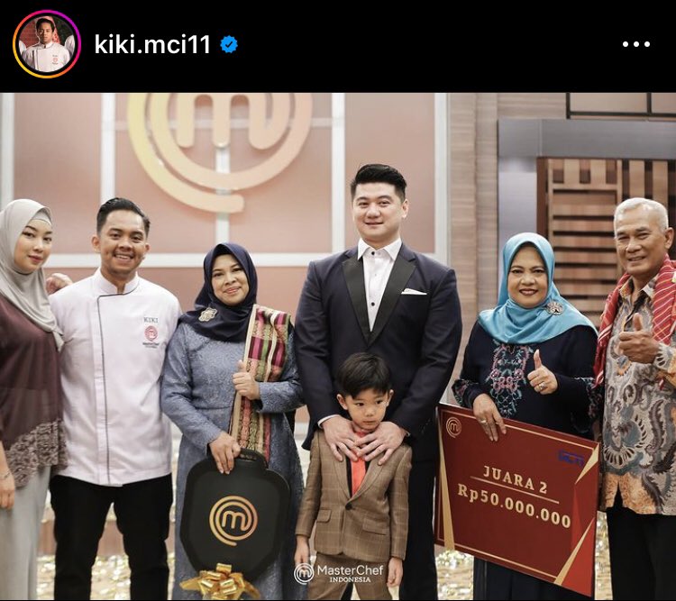 MakoZhark's tweet photo. EMANG BOLEH SEKODE KERAS GINI? Wkwk ngakak sama postingan Kiki Masterchef Indonesia cuma upload foto sama cep ar0 @ArnoldPoernomo 🤣🫶 https://t.co/W4aKCnJ9H4