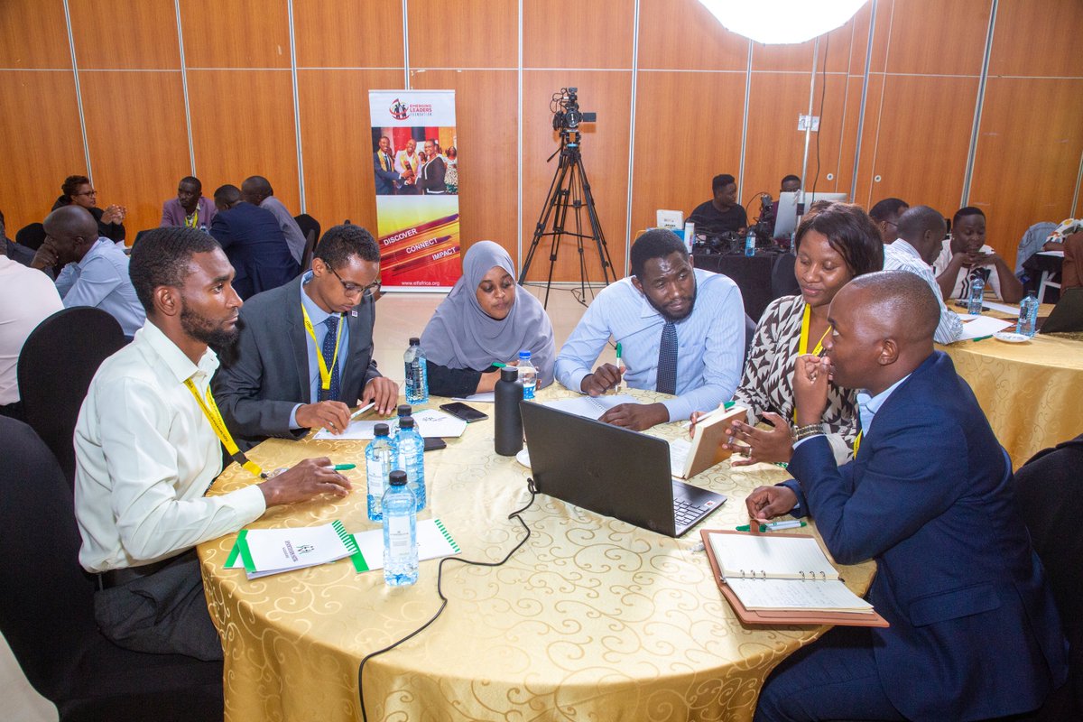 elfafrica1's tweet photo. The afternoon was equally dynamic with our Fellows diving deep into their Capstone projects. Focused on developing policy solutions for the country's emerging challenges, they worked under the guidance of mentors who are veterans in public service and policy expertise.#PSELFWeek https://t.co/Y1FA4i7TLB