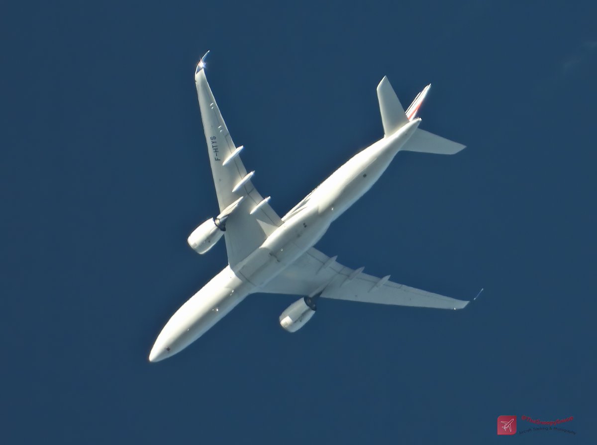 TheSnoopySnoop's tweet photo. #AF356 Air France
Airbus A350-941, F-HTYS
504mph @ 38,000ft (7.2miles)
Routing Paris to Toronto
#avgeek #planespotting #nikonphotography #aviationphotography #NorthernIreland @airfrance https://t.co/gTzVEt4VMc