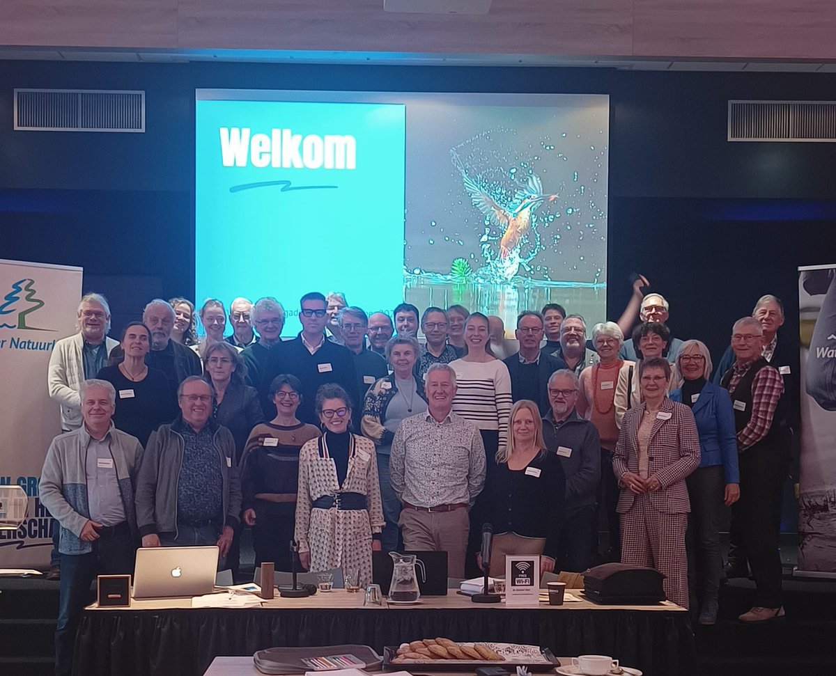 🌊 Boeiende ALV in Nijkerk! 💬 We lanceerden de werkgroep Jong Water Natuurlijk en een alumni-netwerk voor oud-bestuurders, en blikten enthousiast terug op ons eerste bestuurderscongres. 💧Samen krachtig werken aan een duurzame toekomst! #WaterNatuurlijk #ALV #Nijkerk #Duurzaam