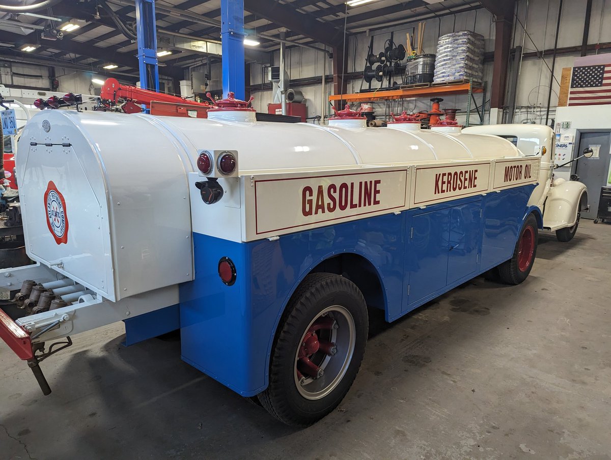 Saw this old Dodge fuel delivery truck at a customer in Rhode Island.