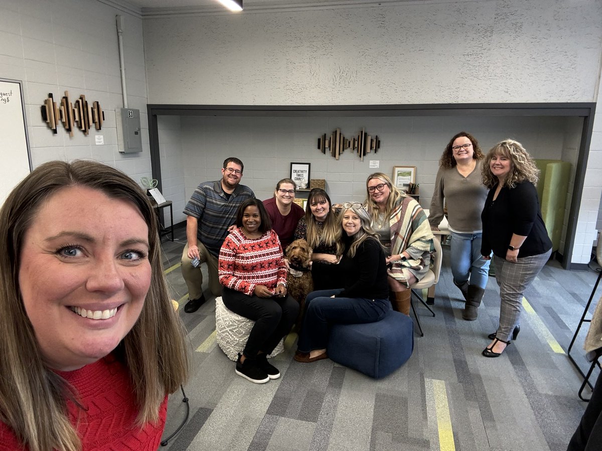 Loved digging into @brightmorningtm’s The PD Book with this fabulous group of @NKCESKids1st colleagues today! I can’t wait for our next session! #ConnectGrowServe #ThePDBook