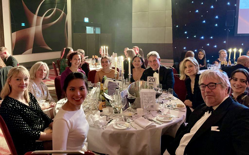 HuntersFamLaw's tweet photo. Excited to be here at @JPFamilyLaw #familylawawards! https://t.co/Dw6qEukVn7