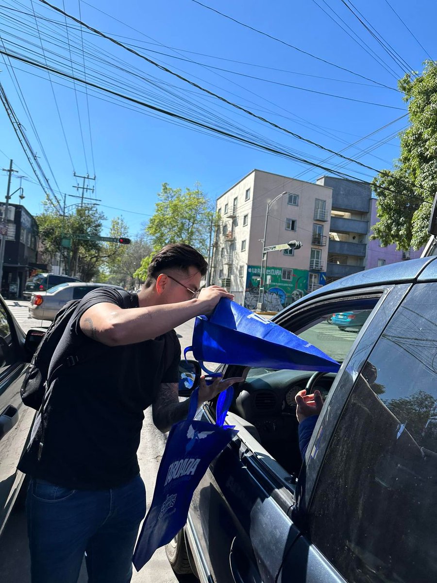 ¡¡¡En este sábado nos dedicamos a dejar en claro que en la Alcaldía Cuauhtémoc estamos listos para un cambio en nuestra ciudad de la mano de <a href="/STaboadaMx/">Santiago Taboada</a> !!!
Seguimos trabajando juntos para lograr una mejor ciudad.