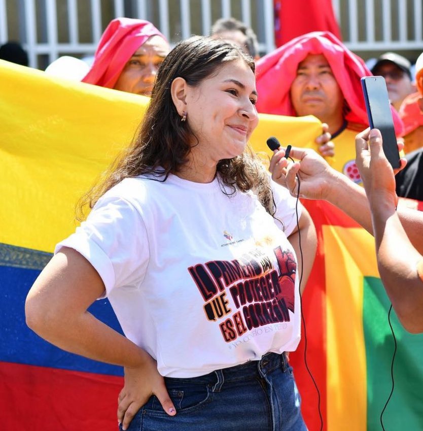 Andrea Vargas, segunda en la votación de la lista del Pacto Histórico, será concejal de Barranquilla, ante la condena de segunda instancia proferida por el Tribunal Superior de Barranquilla contra el concejal electo Recer Lee Pérez.
🔸#RunRunPolítico