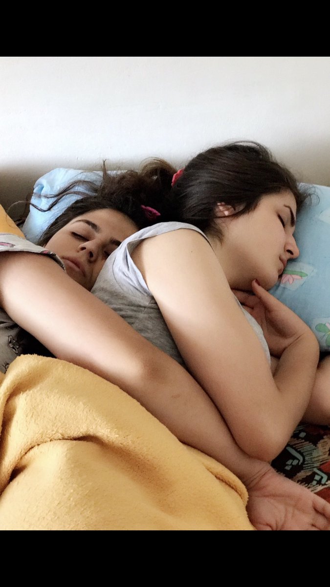 goocen's tweet photo. @emelsanlii @ShouldHaveCat aynısıı 🥺 https://t.co/T7irwVihfG