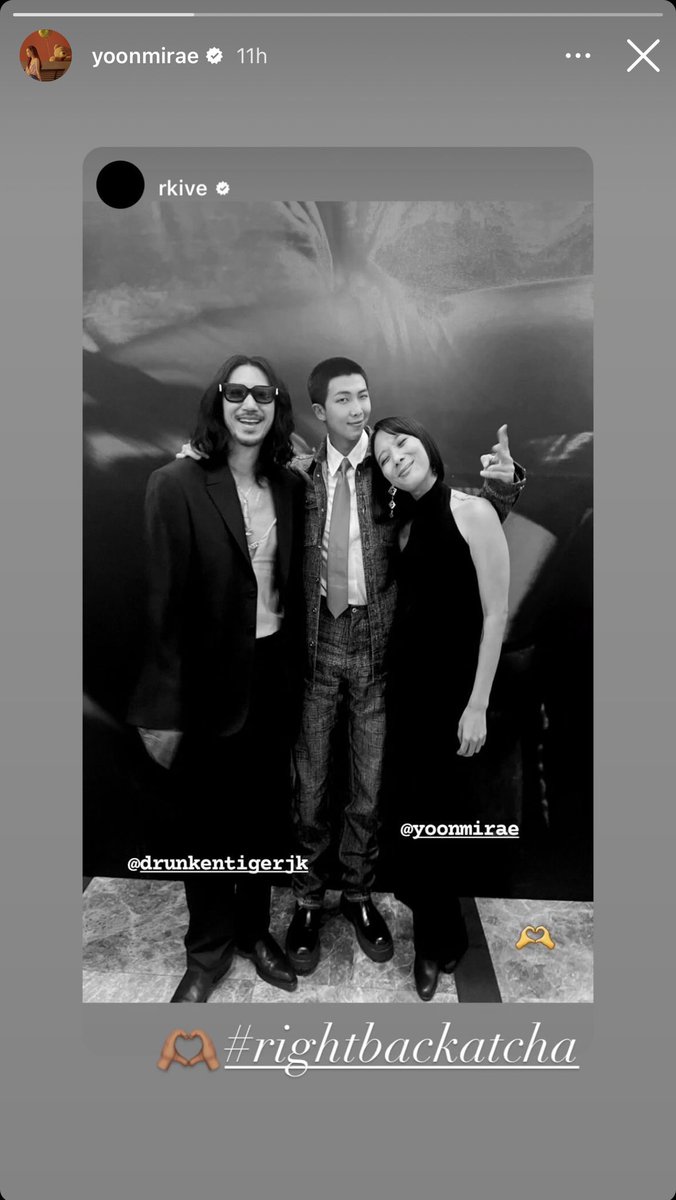 KNJRKlVE_'s tweet photo. [231127] Tasha (@/yoonmirae) on Instagram

"🫶🏽#rightbackatcha"

💎 https://t.co/I8eSZwgfJm
💎 https://t.co/fbosXTvQFP
💎 https://t.co/FmRDHf6mct
💎 https://t.co/FAqELjVDzs

#NAMJOON #방탄소년단RM #RM #IndigoByRM #RM218KOMCA #ProudAmbassadorRM #RMxBOTTEGAVENETA #RMxDAZEDKOREA https://t.co/KP4MNqCJqC