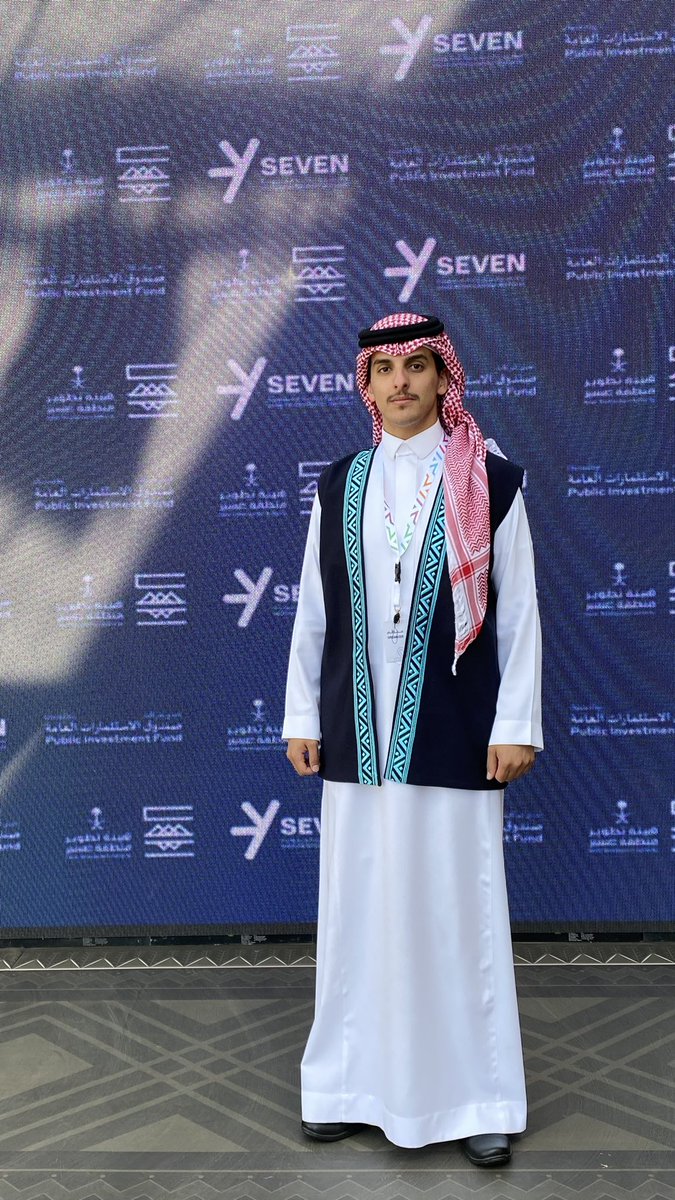 تشرفت يوم الأحد والأثنين 
بالعمل ضمن فريق شركة 

 ( Seven Events ) 

في تنظيم تدشين اعمالها ووجهتها الترفيهية الجديدة بمنطقة عسير .