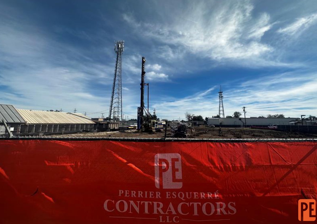 PE_Contractors's tweet photo. PEC broke ground on this new construction 7,800 sq ft state of the art Veterinarian Clinic for Dr. Walther in Houma, LA

Thank you, Dr. Walther for entrusting us with your new building. We are also very excited to team up with Longo Architect for another great collaboration! https://t.co/9Tgde4Pr9S