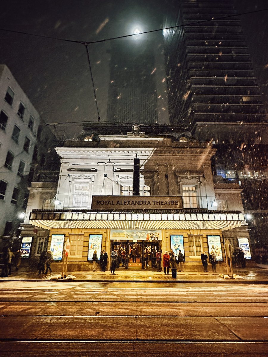 This time last year we were fishing in Toronto with Fisherman’s Friends 🇨🇦🐟