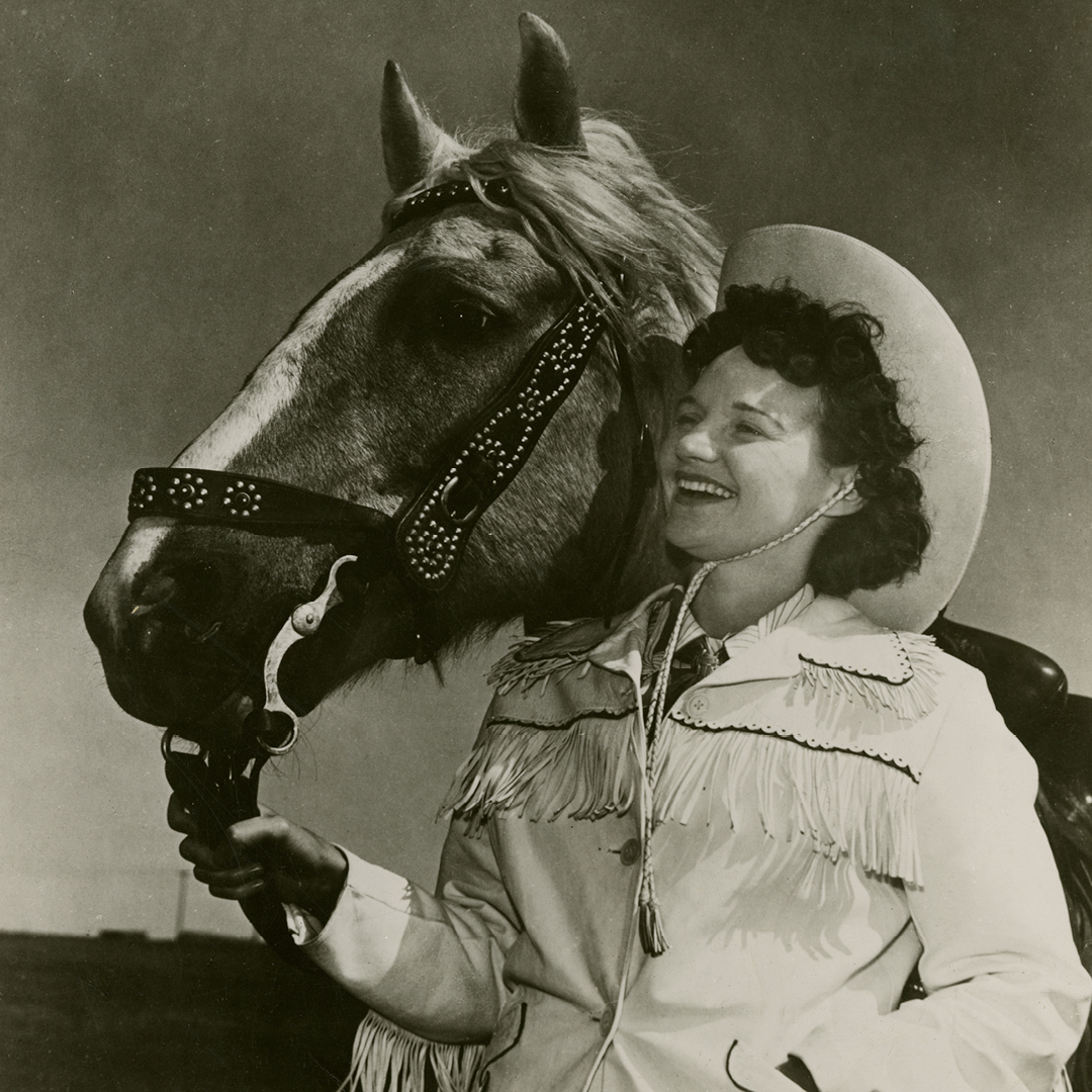 countrymusichof's tweet photo. Country Music Hall of Fame member #PatsyMontana achieved a landmark when her 1935 recording of her polka-tempoed composition “I Wanna Be a Cowboy’s Sweetheart” became the first record by a female country artist to become a runaway hit.
Read more: https://t.co/s4oyaMujqI https://t.co/N3zvcGs7CF