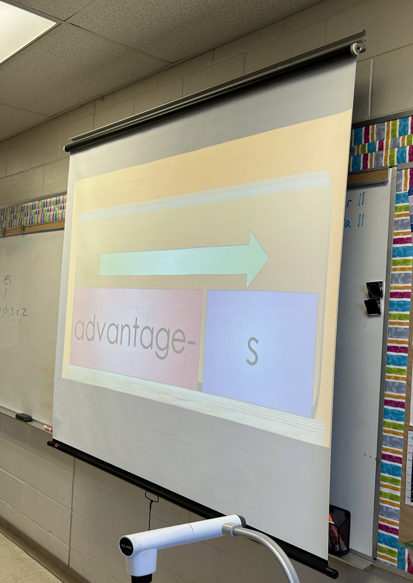 MsBowyersClass's tweet photo. Today we started some morphology work! We started with the suffix -s or -es to make a word plural. We did some work together and then students brainstormed as many words as they could that use this suffix. @GlenDhuPS https://t.co/yb50ICnztW