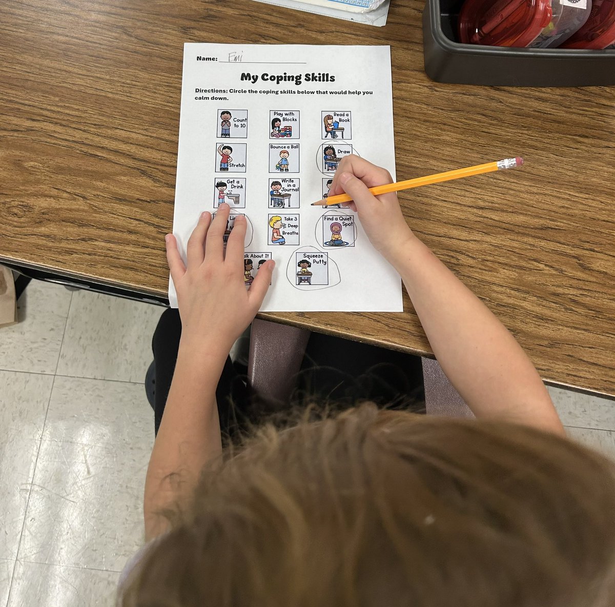 AlisonB67966916's tweet photo. Great @FairOaksRanchES coping skills lesson with Mrs. Collins! We learned strategies to help us cope with our emotions. 1-#PictureYourEmotion and name it 2-Clear your mind while picturing a #CalmPlace 3-Use your #CircleOfSupport 👏🏻🙌🏻👍🏻🫶🏻❤️🎉 https://t.co/BHb5uf6OGW