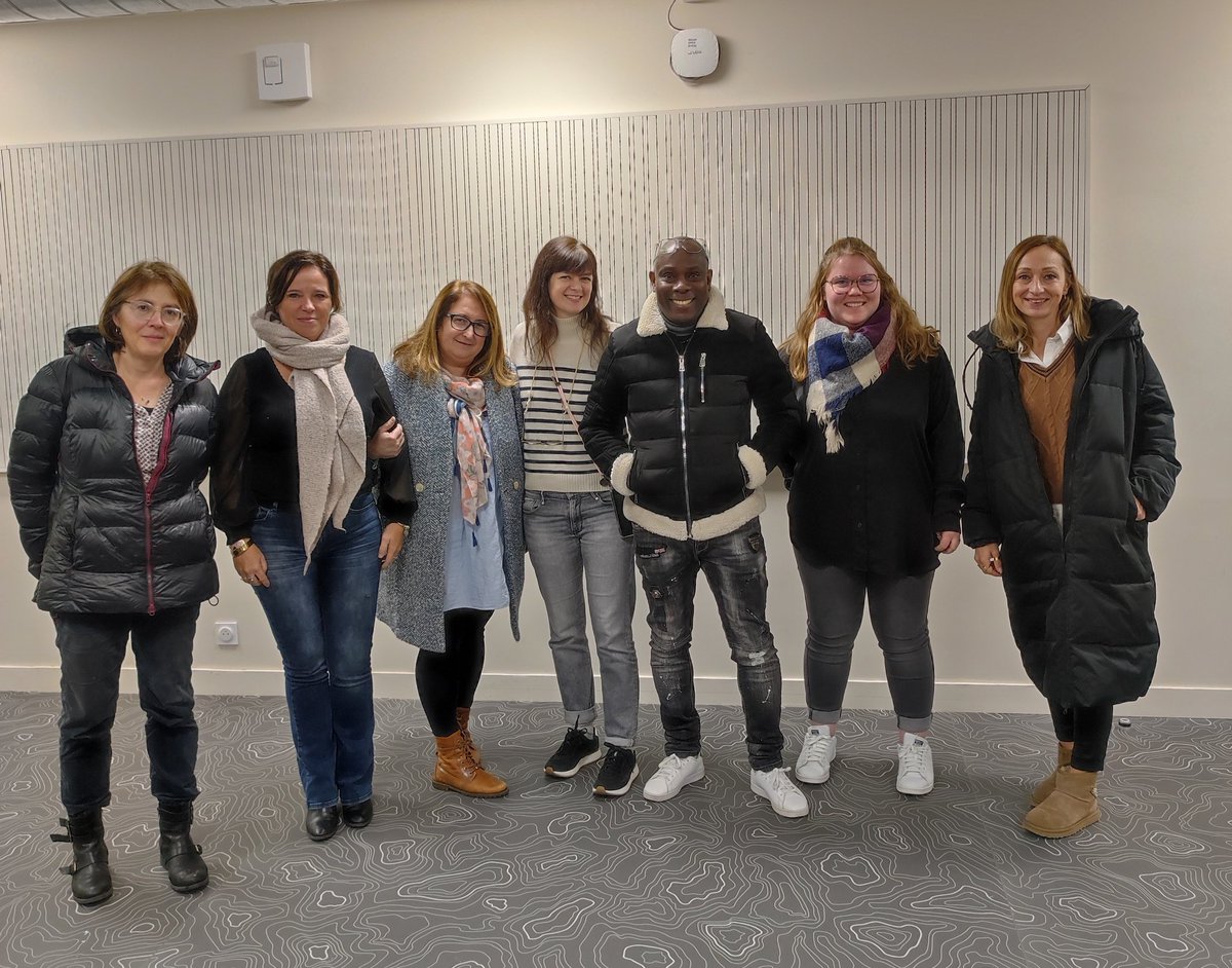 AlcanClaude's tweet photo. IL ÉTAIT UNE FOIS L'ÉGALITÉ FILLES, GARÇONS
Déconstruire les stéréotypes sexistes est l'une des actions que mène l'association depuis plusieurs années maintenant.
Projet financé par les Cités Éducatives de #villierslebel
#EgaliteDesChances #egalitehommefemme https://t.co/8cM9qqcxYt
