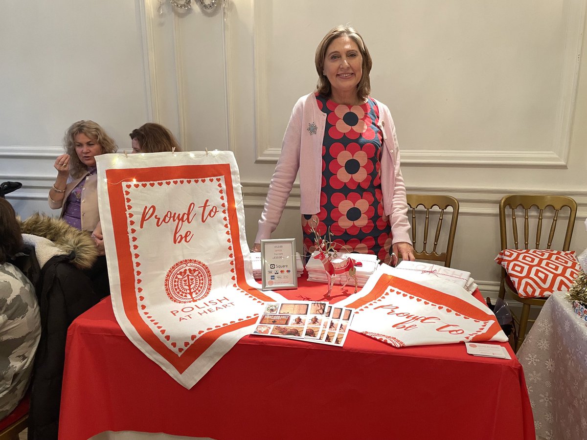 polskieserce's tweet photo. Know anyone who is proud to be Polish 🇵🇱 at Heart? This is the ideal tea towel for them, just as strong as Babcia’s linen and made in an ethically traded linen/cotton mix. Buy now at https://t.co/oU86ILt6ig https://t.co/hmRSh7abar