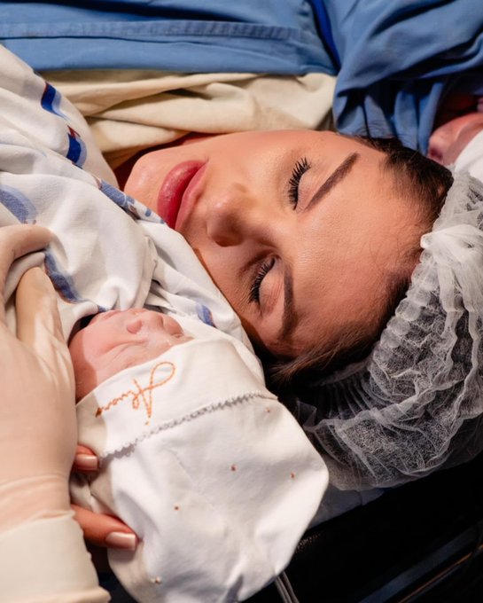 Meus meninos chegaram &hearts;️ 27/11/2023  34 semanas e 3 dias  &Aacute;lvaro  2.356g  45cm  14:08   Ant&ocirc;nio  2.090g 44cm<a href="/tag/ficaanapaula"class="tags"><span>#ficaanapaula</span></a>