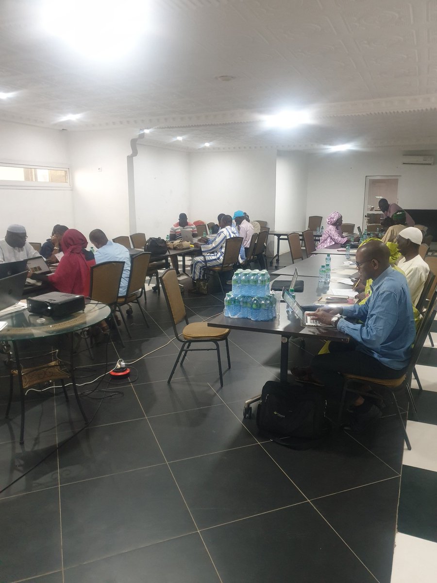 thiendella_faal's tweet photo. FAO's Digital Villages Initiatives (DVI) and National Extention Services Agency (ANCAR) training Senegalese farmers' associations in digital marketing and e-commerce for better market access, better life. #DigitalVillagesInitiative #DVI #ANCAR https://t.co/DrcHV2MSx4