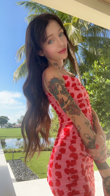 TODAY IS MY BIRTHDAY 💓🌸 https://t.co/HHeByY8iqW