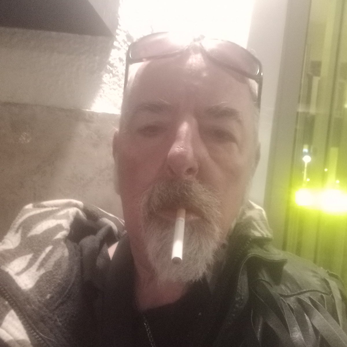 Maxrap72's tweet photo. Voglio solo morire di overdose ma non riesco l amore per aurora mi blocca io amo aurora ma non me stesso perché io faccio schifo https://t.co/WtIzXytQJF