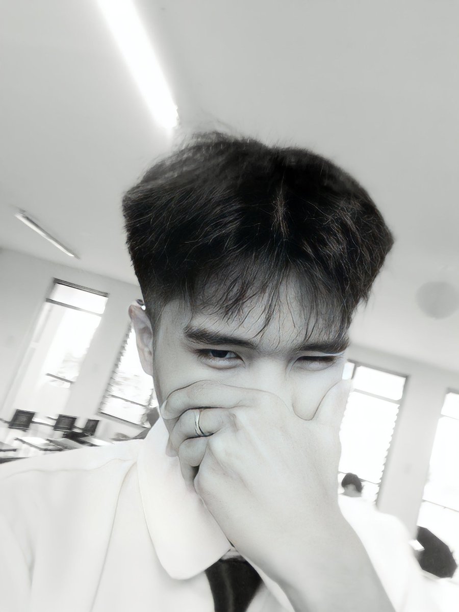 Chris_servano's tweet photo. Good evening everyone! I'm back🇵🇭 https://t.co/MqnS7Vuzvf