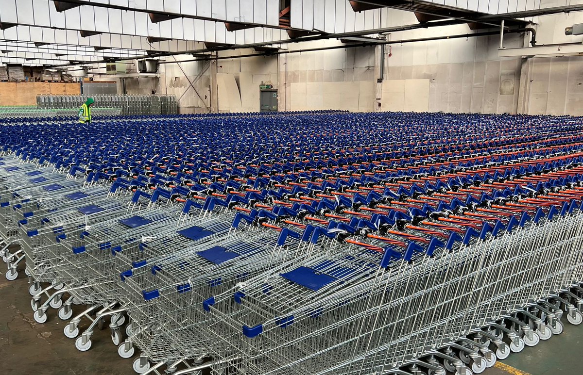 SHE_Limited's tweet photo. With just 4 weeks to go until the big day, we have #Christmas #trolley stock arriving daily. We’re offering rapid turnaround to get these out to customers, with deliveries going out by road, pallet and parcel networks. Secure yours before the festive rush: https://t.co/i19hej3P30 https://t.co/aZCAoTw1lz