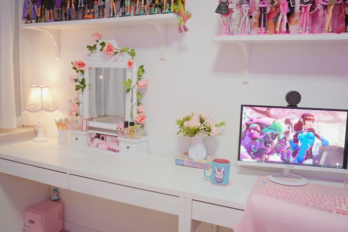 2 pic. Cleaned my room today ^o^ https://t.co/IFUTfG98rJ