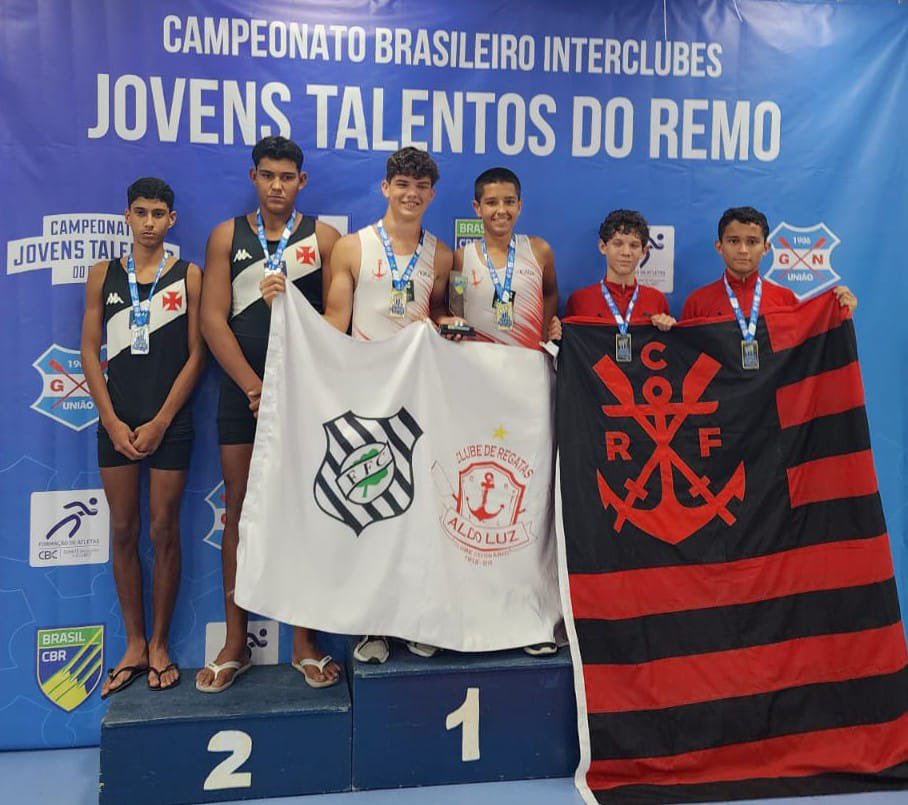 O Clube de Regatas Aldo Luz conquistou neste fim de semana o Campeonato Brasileiro Interclubes de remo. A competição foi disputada em Porto Alegre (RS).
⠀
Lucas Alves e Luiz Felipe conquistaram a competição pelo Aldo Luz e subiram ao pódio com a bandeira do Figueirense,