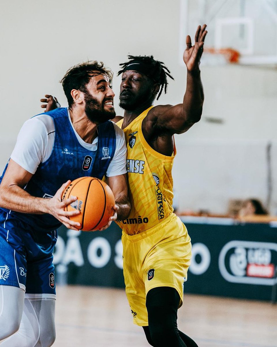 Doble doble de <a href="/Iam__MK5/">Moussa Konè</a> en la derrota en la prórroga de Portimonense. Moussa anotó 14 puntos (5/8 de 2,4/6 en tiros libres), sumando también 14 rebotes (5 ofensivos), 2 asistencias, 1 tapón y llegando a los 27 de valoración
📷 <a href="/fpbasquetebol/">Basquetebol Portugal</a> 
assistsportagency.com/assist_sport_a…