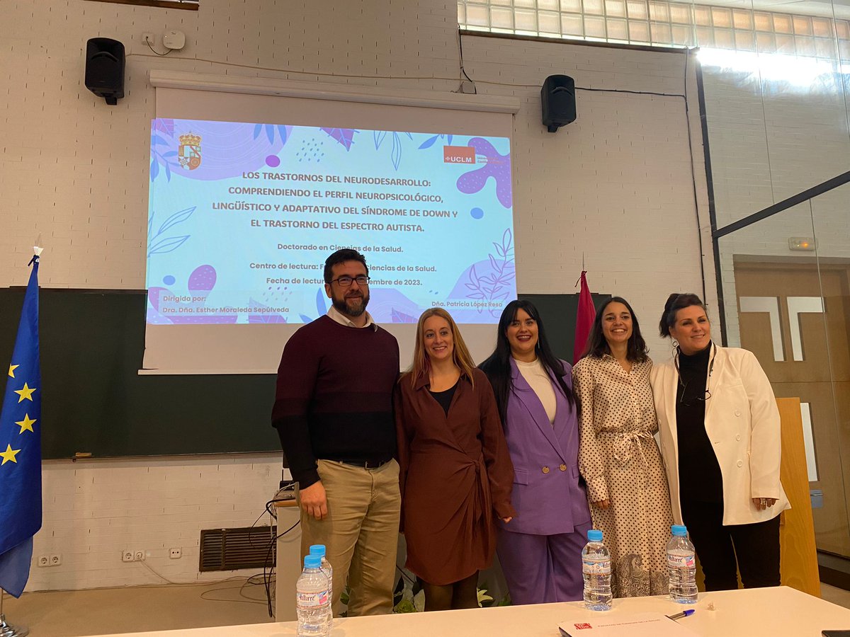 ESTHERMORALEDA1's tweet photo. Hoy hemos asistido a la defensa de tesis doctoral de @PatriLopezResa. ¡Enhorabuena nueva doctora! Mis agradecimientos a @VerMorCam (UJI) @NataliaSimonM (UCLM) y Miguel Lázaro (UCM) por haber aceptado formar parte del tribunal. ¡Seguimos! @equipo_eital https://t.co/YyAMcvYL1I