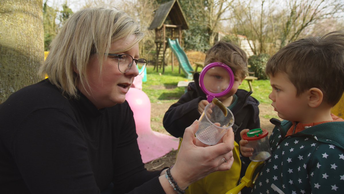 DocsduNord's tweet photo. 📺DIFFUSION📺
Jeudi 30 novembre: jour d’ouverture de la COP 28 à Dubaï, mais aussi diffusion à 22 heures 45 du film « À l’École du Climat » de Isabelle Bonnet-Murray sur @F3nord ! Comment répondre au défi climatique? Une réponse : Commençons par l’éducation! https://t.co/G1N8dM8583
