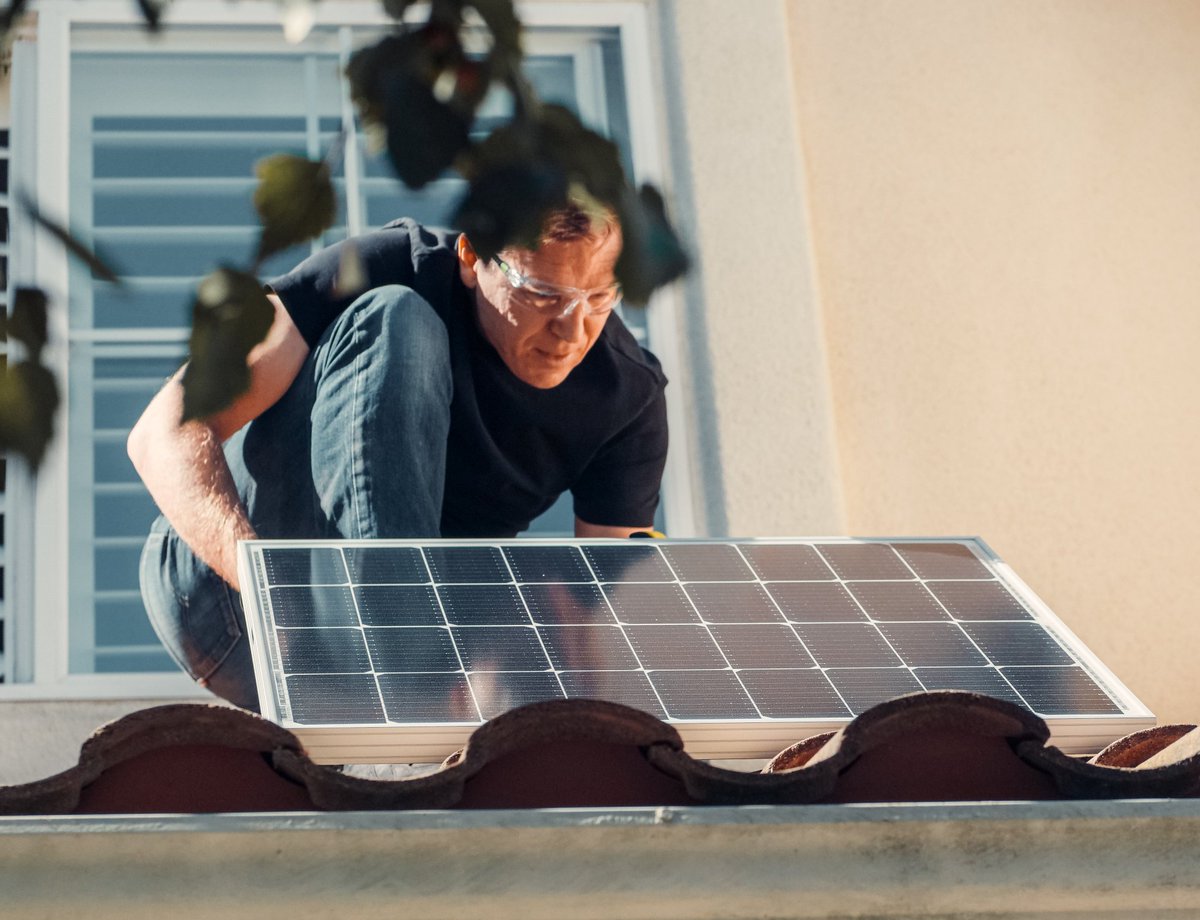 Solaratech  supply and install solar panels, solar energy and car chargers. We are  based in Croydon and cover all of the South East.

#solarenergy #solarpanels #solarcroydon #croydonsolar #solarpower #solaratech #bromley #croydon #beckenham #westwickham #shirleycroydon #london