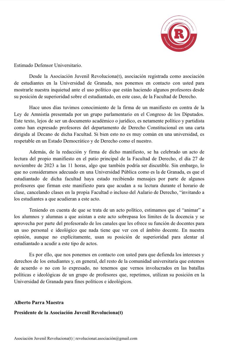 AUrevolucionate's tweet photo. ✖️Hemos puesto en conocimiento del Defensor Universitario de la UGR, los hechos sucedidos en la Facultad Derecho.

🟢También hemos contactado al Coordinador General de Estudiantes de la Delegación General de Estudiantes, para que tome parte en este suceso. https://t.co/5Oodj5SXeT
