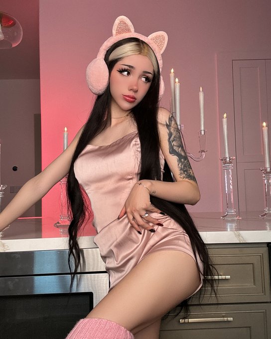 me for dinner? ? https://t.co/ohjEopNAEX