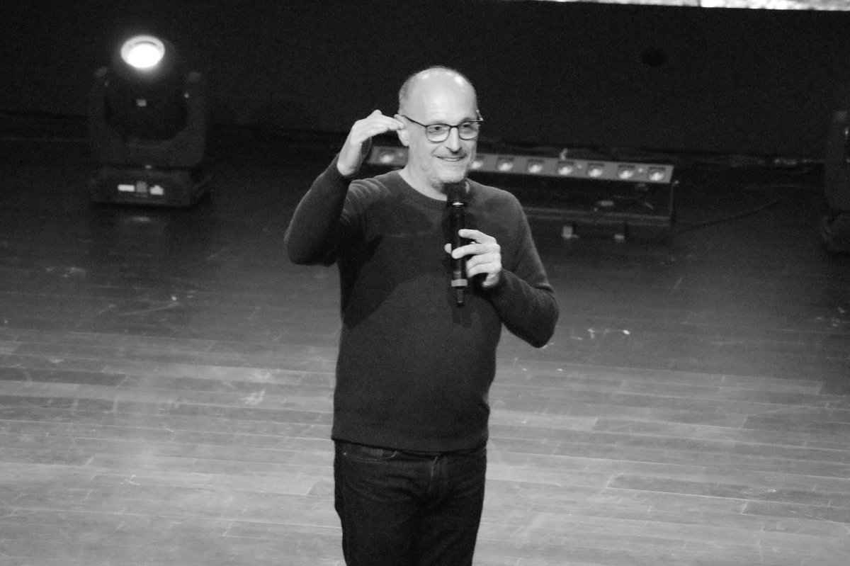 forsyfa's tweet photo. [RETOUR EN IMAGES] 📸 sur la #conférence : Secret professionnel : un outil d'intervention🤫
Vous étiez environ 220 personnes à venir écouter @PuechLaurent, merci à vous😊
Le thème a fait réagir et de nombreux échanges et réflexions ont ponctué cet après-midi fort enrichissant😀 https://t.co/T6FsRgeegF