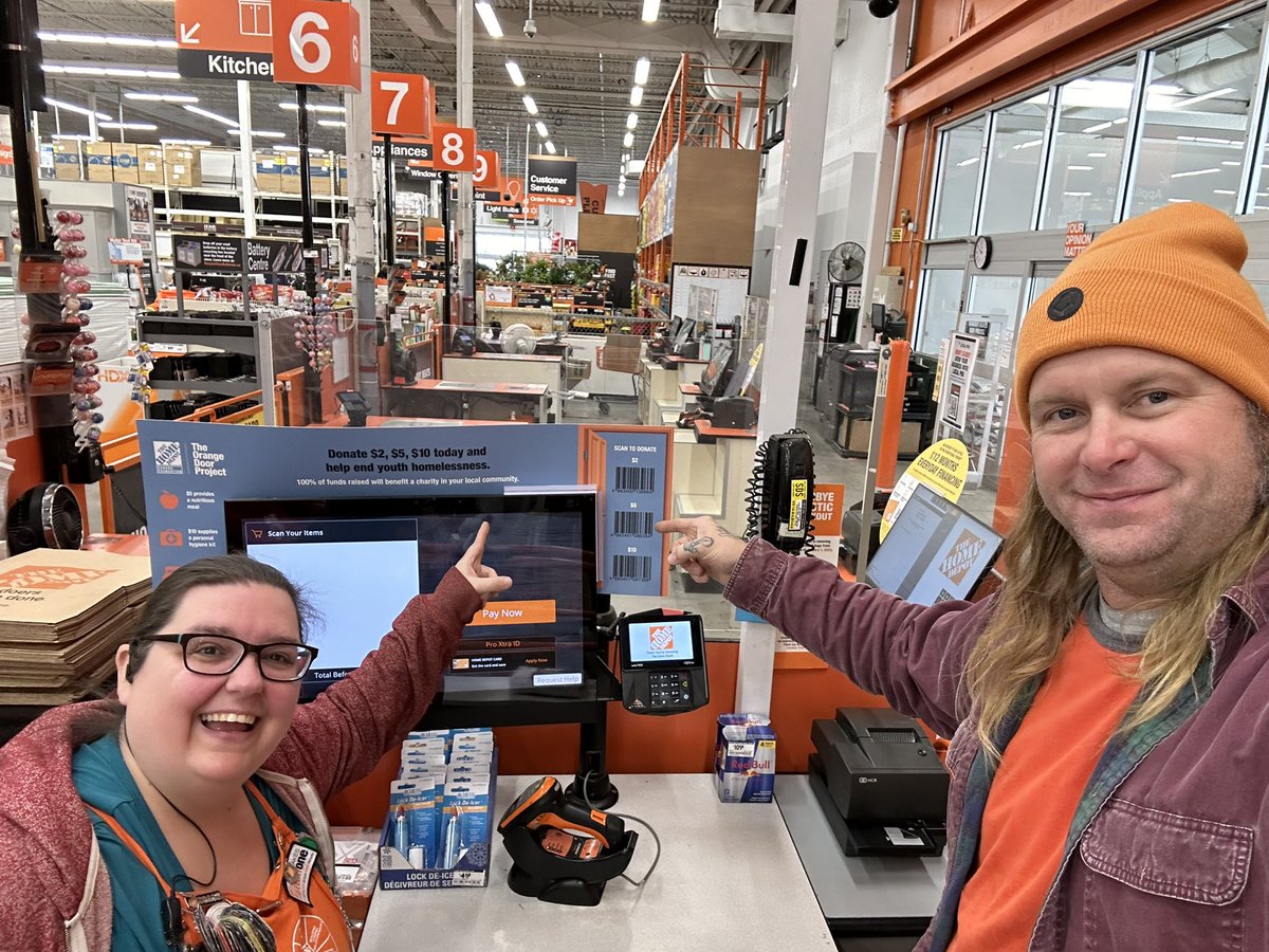 Orillia Youth Centre (@orilliayc) on Twitter photo Incredibly grateful to be working with <a href="/HomeDepotCanada/">Home Depot Canada</a> Orillia once again on a Holiday Orange Door Campaign.
We kick-off Tuesday NOV 28 & 100% of all money donated in store and on-line designated to Orillia goes directly to support our most vulnerable youth. Incredibly grateful to be working with <a href="/HomeDepotCanada/">Home Depot Canada</a> Orillia once again on a Holiday Orange Door Campaign.
We kick-off Tuesday NOV 28 & 100% of all money donated in store and on-line designated to Orillia goes directly to support our most vulnerable youth.