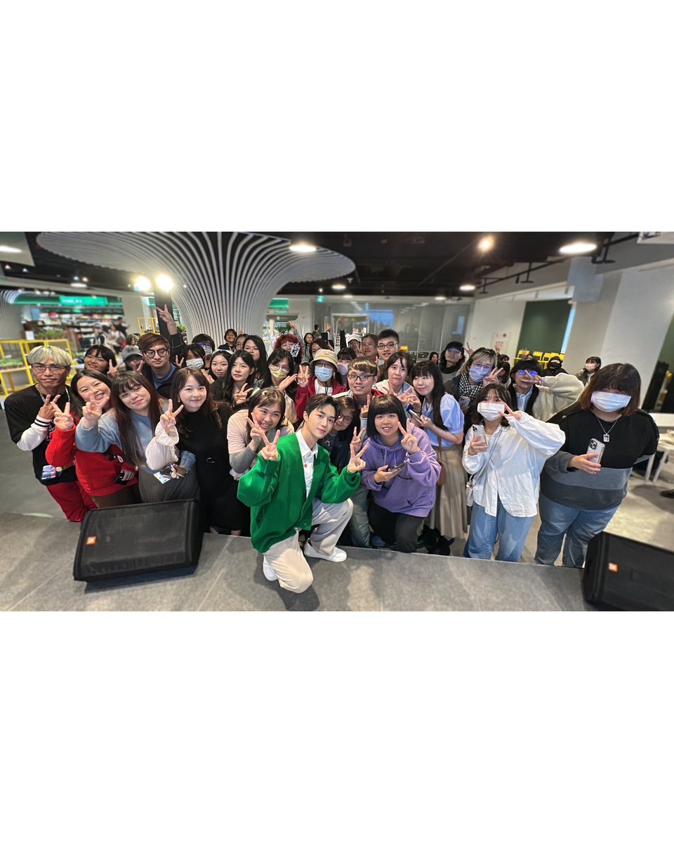 shihchengxuan's tweet photo. 希望未來屬於我們的回憶 都是幸福快樂的！  私はとても幸せだ☺️ https://t.co/BffQzhZe5n