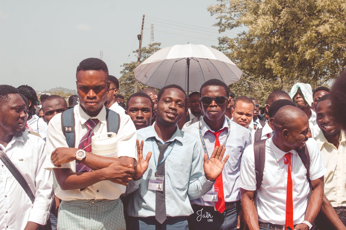 OluwasonaPa's tweet image. Last days at FUTA🤭
 
#invictaclass22week #backtoschool #classinvicta