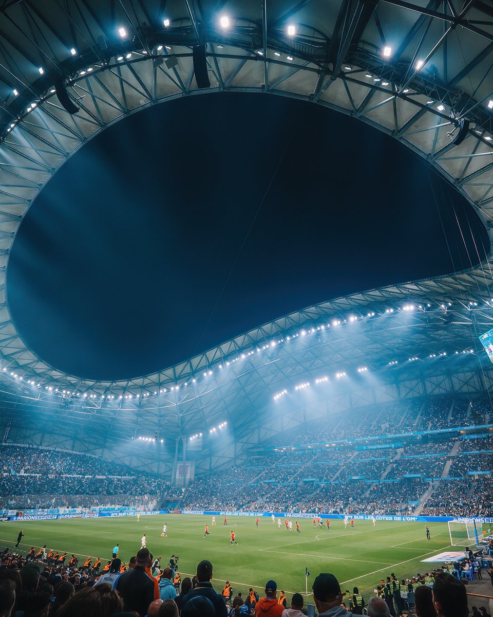 OM_Officiel's tweet photo. Double dose d'@orangevelodrome cette semaine pour nos 𝗢𝗹𝘆𝗺𝗽𝗶𝗲𝗻𝘀. 🏟️

👉 #OMAJA 🇳🇱 en @EuropaLeague 
👉 #OMSRFC 🇫🇷 en @Ligue1UberEats https://t.co/jQFq1vfUS6