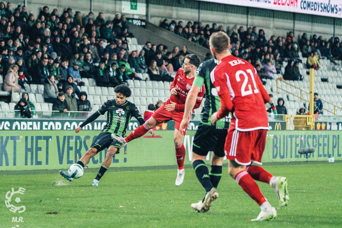cercleofficial's tweet photo. 📸🤩

Bekijk alle foto's na onze overwinning tegen Eupen nu via ➤ https://t.co/FAlHh5jyra 🟢⚫️ #CEREUP https://t.co/EtfrTlOZuU