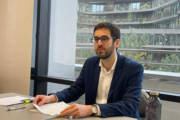 F3nord's tweet photo. "On ne peut pas dire qu'on va faire la 6ème République et ne pas respecter les voix dissidentes", le conseiller régional Julien Poix claque la porte de LFI
https://t.co/enf1odvlDC https://t.co/v4tN9T3pVF