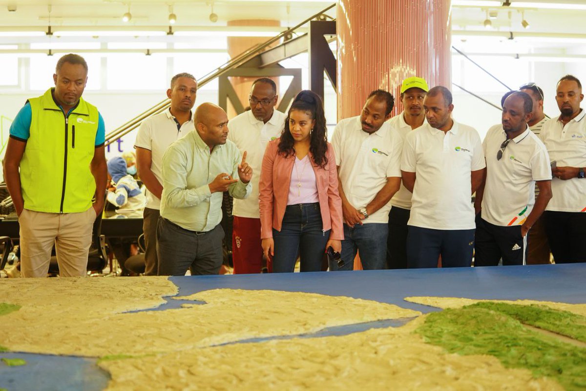 #የዲጂታል_ኢትዮጵያን እውን ለማድረግ በምናደርገው ጥረት በዘርፉ ትውልድን በማብቃት በጎ ተጽዕኖ ለመፍጠር ከሚሰሩ ተቋማት ጋር ተባብረን የምንሰራ ሲሆን በተለይም ደግሞ በዘርፉ ለወጣት ተማሪዎች ሁለንተናዊ ድጋፍ በማድረግ