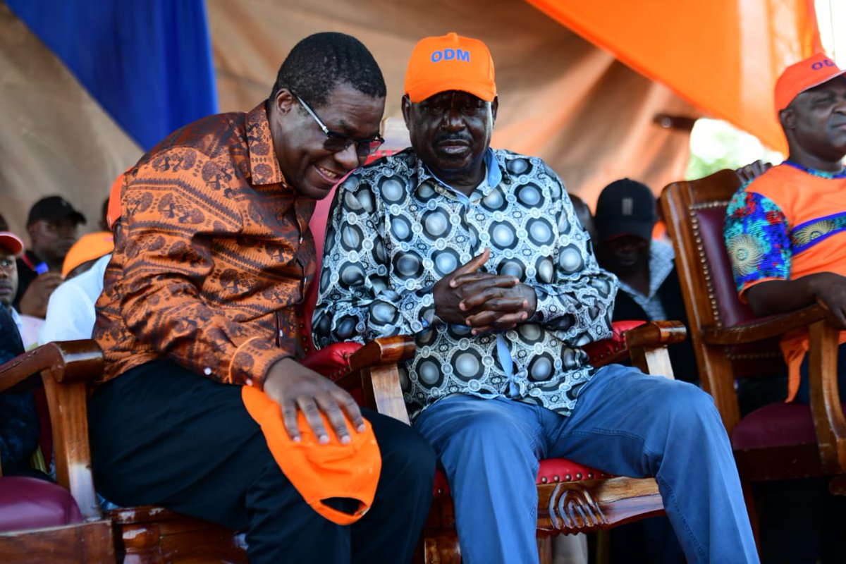 OpiyoWandayi's tweet photo. Addressing wananchi during the official launch of the @TheODMparty recruitment drive , Sports Ground, Kisumu County. 

Dial *483*086# or visit https://t.co/Lw8tHvN5uc

#NgenywaEtekowa 
#WingiWetuMsingiThabiti https://t.co/L4vHOepVGe