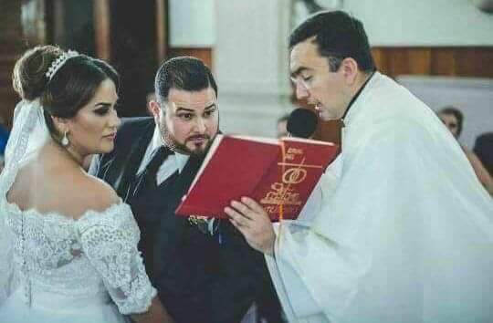 -¿HASTA QUE LA MUERTE NOS SEPARE?

-Si vea, ahí dice.