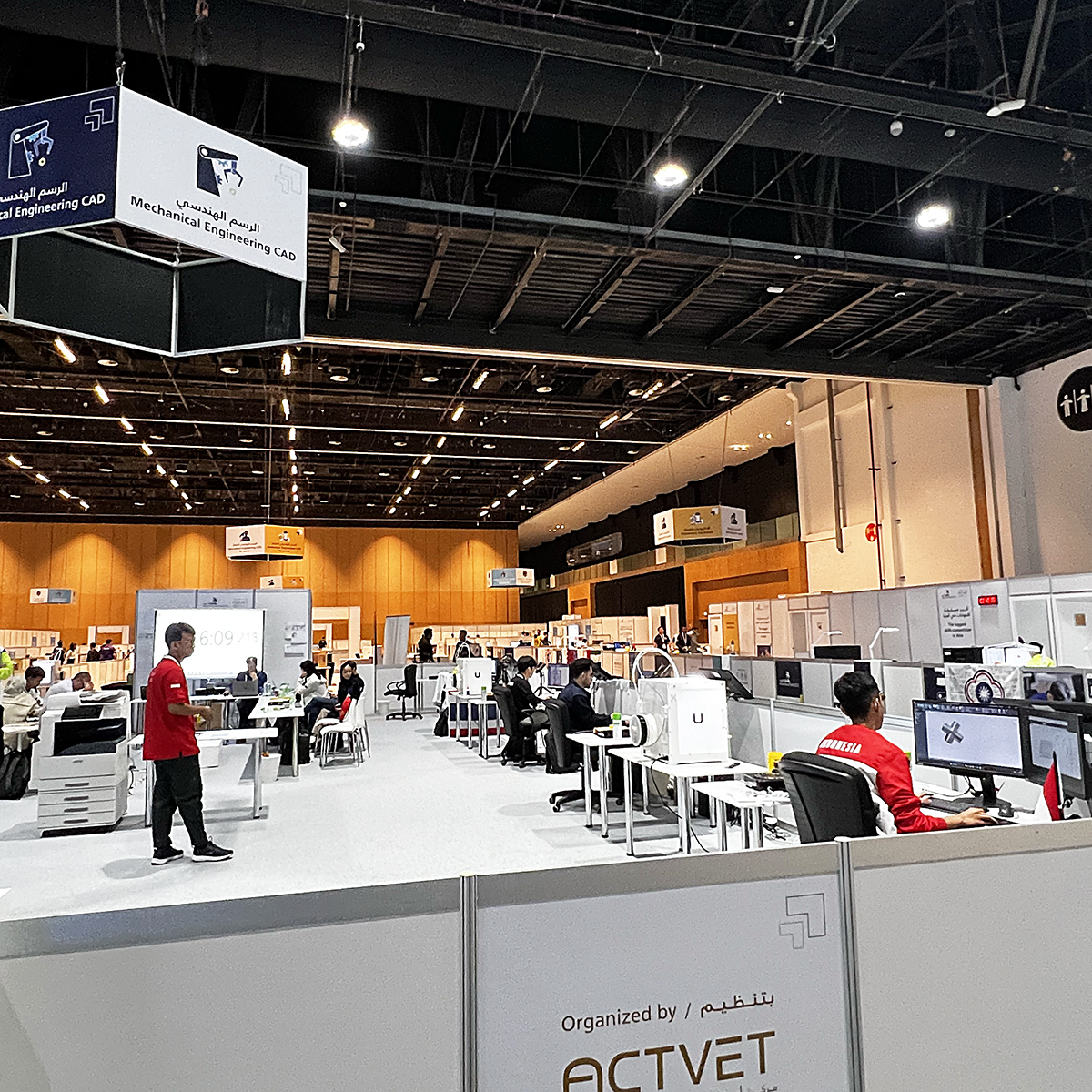 WorldskillsJ's tweet photo. WorldSkills Asia Abu Dhabi Competition 2023 DAY１！
Mechanical Engineering Design - CAD
#WorldSkills #WorldSkillsJapan #技能五輪国際大会 #WorldSkillsAsia #MechanicalEngineeringDesign #CAD https://t.co/u7HT1z6A5Q