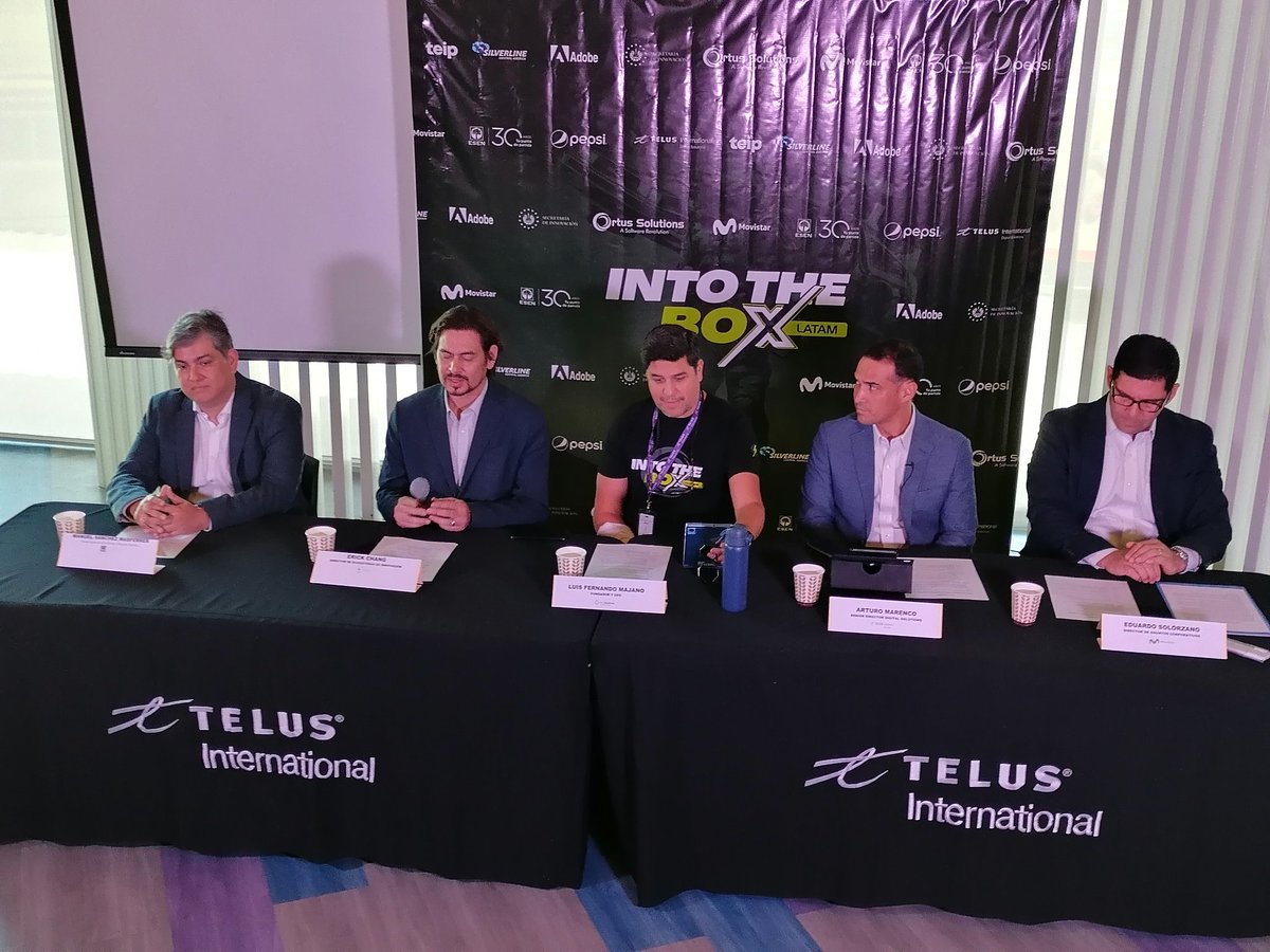 EnLaMiraNoti_SV's tweet photo. #EnEsteMomento| La Secretaría de  @Innovacion_SV, @movistar_sv, ESSEN y  @TELUS Internacional, invitan a la conferencia del Futuro en Desarrollo y Diseño Web en El Salvador: Into the Box Latam 2023.

– El evento está a cargo de la empresa salvadoreña @ortussolutions. https://t.co/2qUarxuN9m