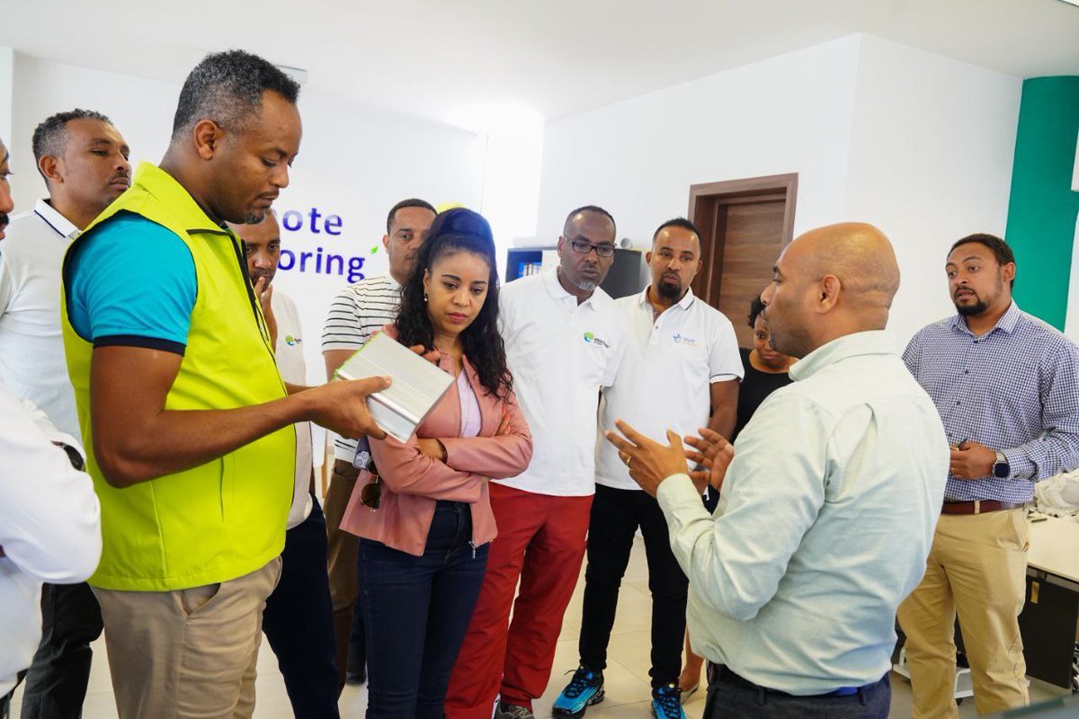 #የዲጂታል_ኢትዮጵያን እውን ለማድረግ በምናደርገው ጥረት በዘርፉ ትውልድን በማብቃት በጎ ተጽዕኖ ለመፍጠር ከሚሰሩ ተቋማት ጋር ተባብረን የምንሰራ ሲሆን በተለይም ደግሞ በዘርፉ ለወጣት ተማሪዎች ሁለንተናዊ ድጋፍ በማድረግ