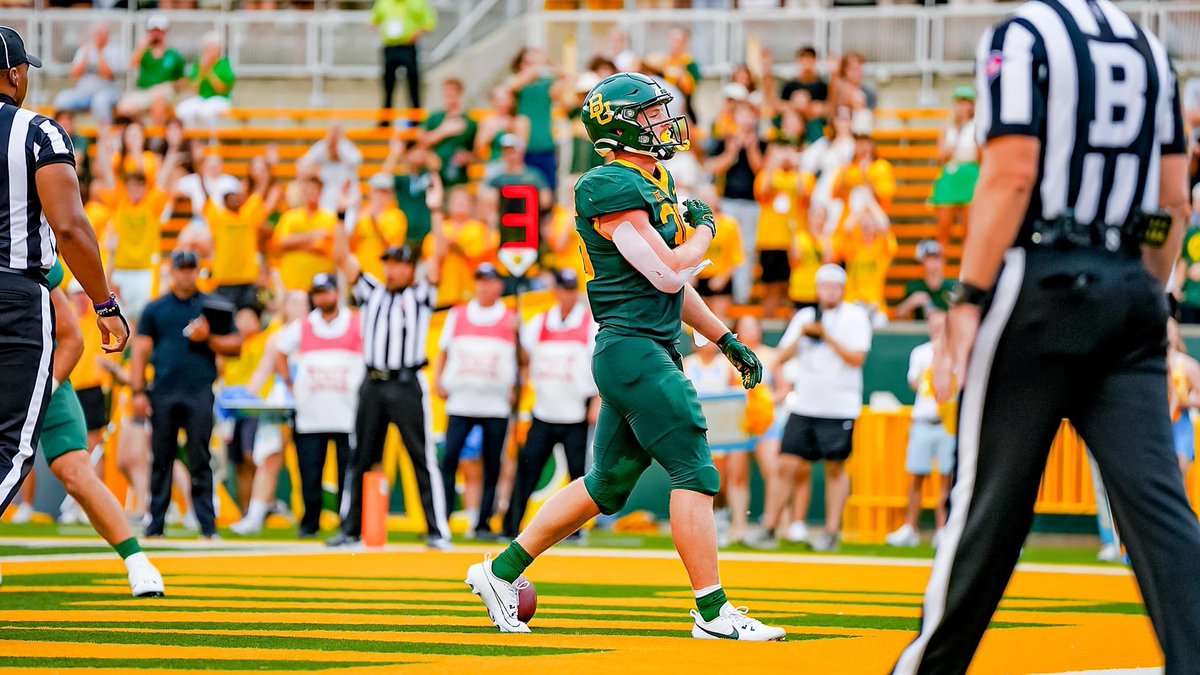 Dawson_penni's tweet photo. Till next year #SicEm https://t.co/T6YrNNNyFk