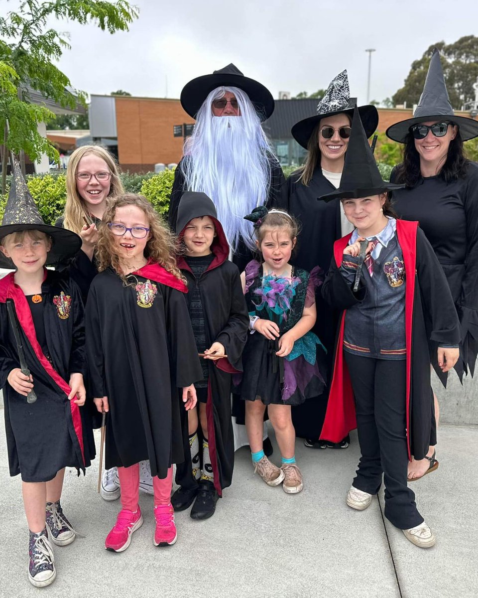 CluedUppHQ's tweet photo. Outdoor magical mystery = completed! ✅

From the array of cosplay costumes, team positions on the leaderboard to making memories, you came out in your thousands and solved the mystery. 

If not, the time is now (use CYBE60 for 60% off!) https://t.co/phMMhiBZPr https://t.co/PtePUNToxc